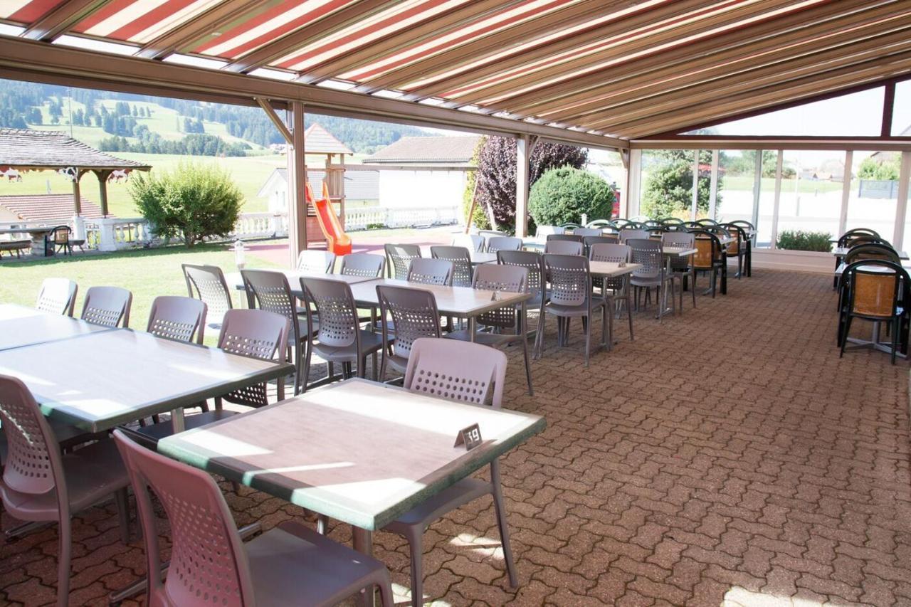 Hotel - Restaurant Le Manoir Vaulruz Exterior photo